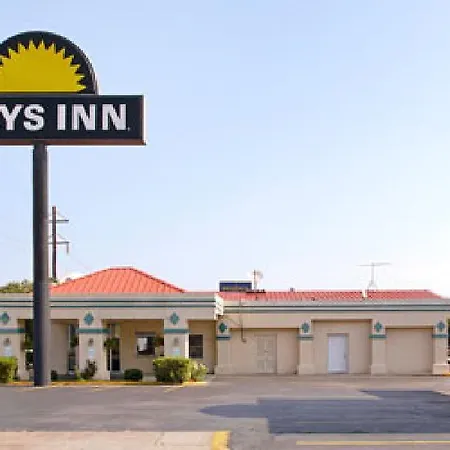 Days Inn By Wyndham South Fort Worth