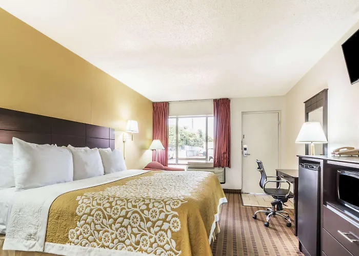 Days By Wyndham South Worth 2* Fort Worth