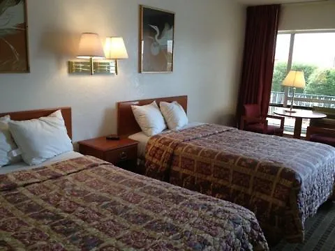 Hotel Days By Wyndham South Worth 2*