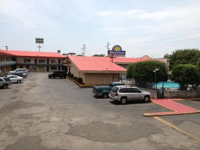Hotel Days By Wyndham South Worth