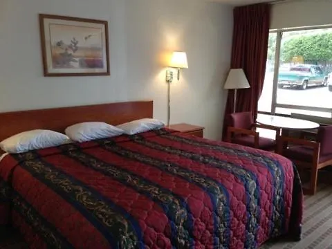 Hotel Days By Wyndham South Worth 2*