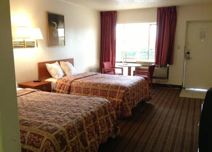 Days By Wyndham South Worth Hotel Fort Worth